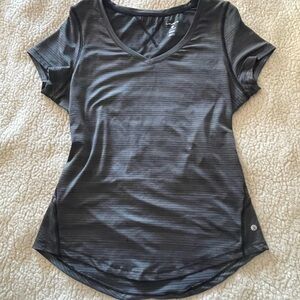 Women's Black Layer 8 Athletic Top